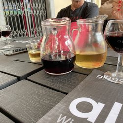 Albacco - Chardonnay and red house wine