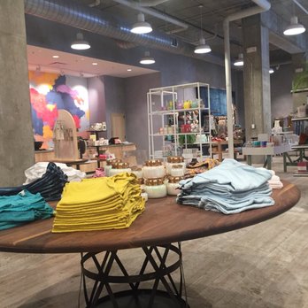 ANTHROPOLOGIE - Updated August 2025 - 16 Photos - 275 High