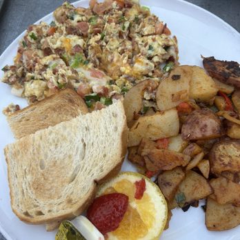 Honey's Bistro - Scrambled Egg & Toast - Breakfast & Brunch Near Me - Encinitas, California Honey's Bistro - Scrambled Egg & Toast - Breakfast & Brunch Near Me - Encinitas, California