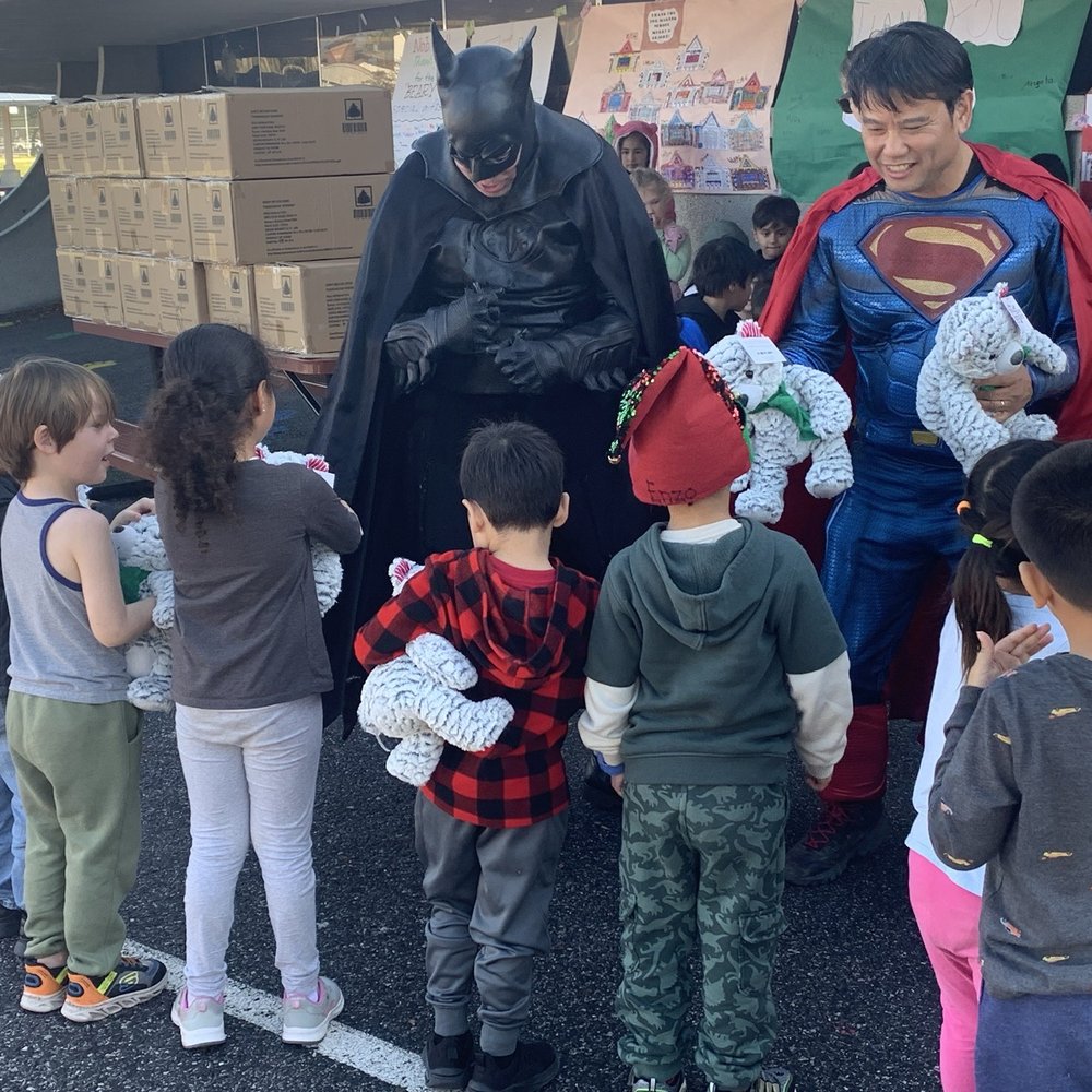 Natasha's Attic - Batman doing his thing. Helping the city. - Costumes Near Me - San Jose, California Natasha's Attic - Batman doing his thing. Helping the city. - Costumes Near Me - San Jose, California