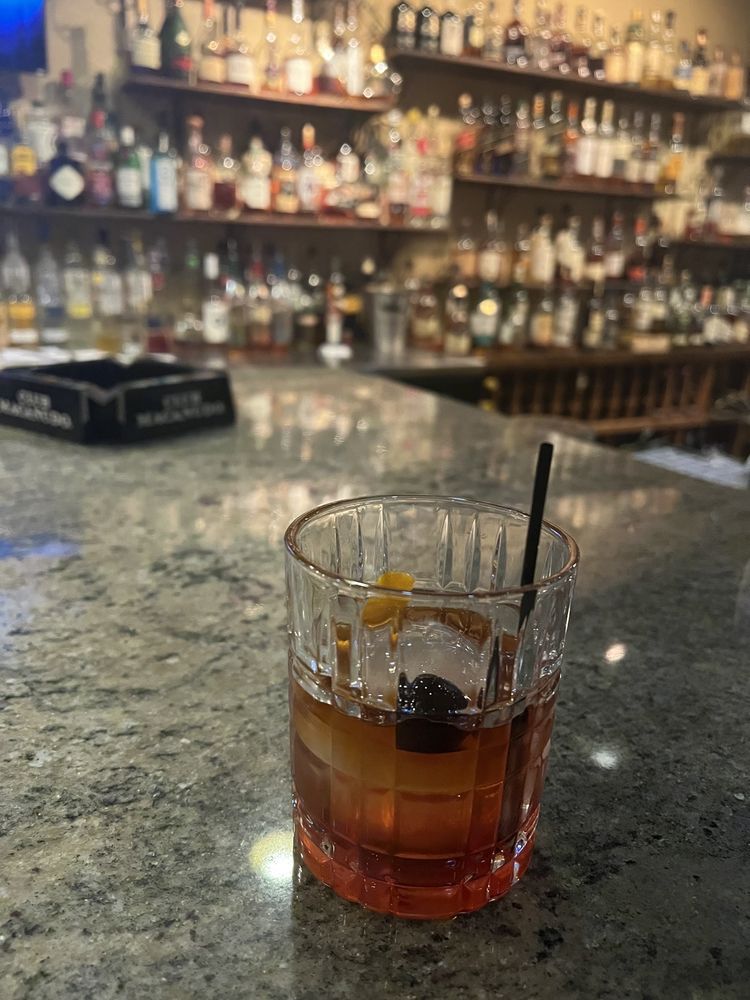 Social spots from Cigar Castle