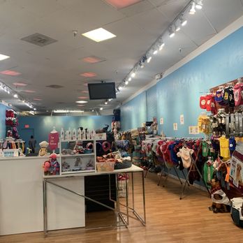 Doggy Cat Boutique - Pet Stores Near Me - Lomita, California Doggy Cat Boutique - Pet Stores Near Me - Lomita, California