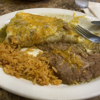 El Indio Mexican Restaurant - #11 Lunch Special - Burrito de Carnitas de Cerdo - Mexican Near Me - Melbourne, Florida El Indio Mexican Restaurant - #11 Lunch Special - Burrito de Carnitas de Cerdo - Mexican Near Me - Melbourne, Florida
