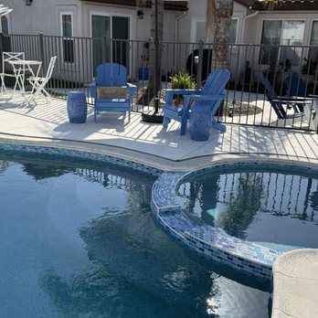 California Custom Pools - Pool & Hot Tub Service Near Me - Temecula, California