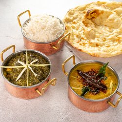 The Desi Accent - Lunch Combo - Palak Paneer, Dal Tadka, Basmati Rice & Butter Naan