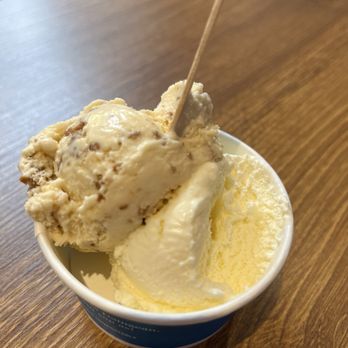 Murphy's Ice Cream - Two kinds. Small cup. - Ice Cream & Frozen Yogurt Near Me - Dublin, D