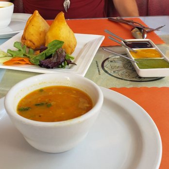 Himalayan - Samosa and lentil soup - Himalayan/Nepalese Near Me - Windsor, California