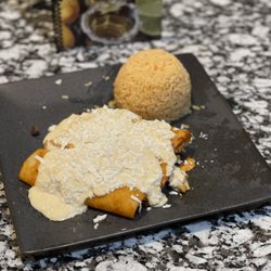 El avocado - Okmulgee enchiladas
