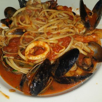 Mercato - linguini frutti del mar - Italian Near Me - New York, New York