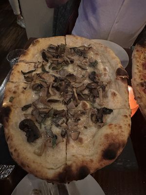 Mercato Stellina Pizzeria by null