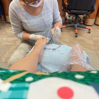 Foothill Nail Salon - Nail Salons Near Me - La Crescenta, California