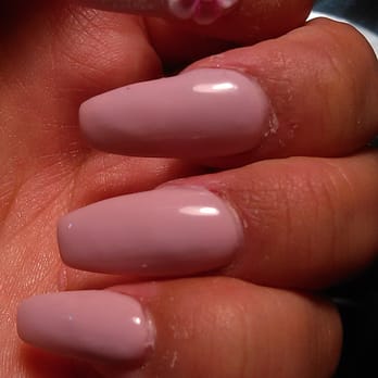 Superior Nail - Big an bulky edges are crooked near the cuticles - Nail Salons Near Me - Sacramento, California