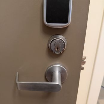 Friendly Locksmith and Security - Perfect lock installation by Simon! - Keys & Locksmiths Near Me - San Francisco, California Friendly Locksmith and Security - Perfect lock installation by Simon! - Keys & Locksmiths Near Me - San Francisco, California