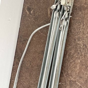 Diablo Glass - Damaged balances with broken parts - Windows Installation Near Me - Concord, California Diablo Glass - Damaged balances with broken parts - Windows Installation Near Me - Concord, California