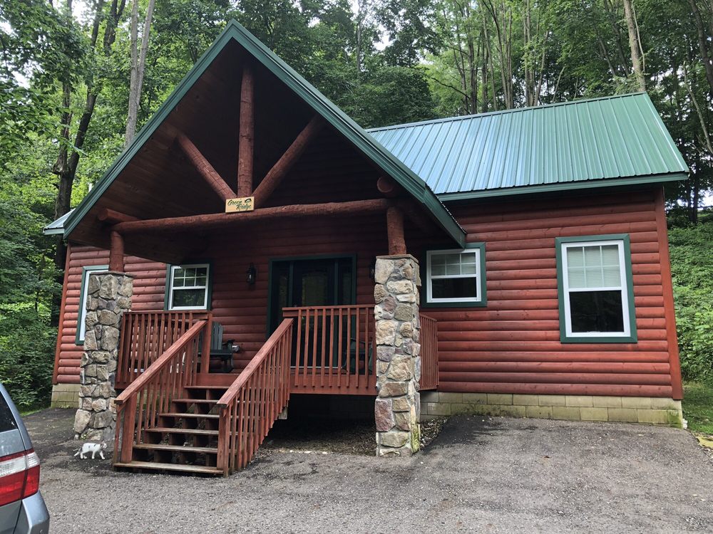 AMISH COUNTRY CABINS 4895 Township Road 351, Millersburg, Ohio