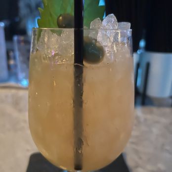 Across The Pond - Commitment Issues - Cocktail Bars Near Me - Phoenix, Arizona