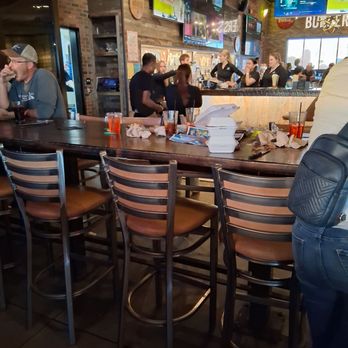 Cunningham's on the Lake - Sports Bars Near Me - Kearney, Nebraska Cunningham's on the Lake - Sports Bars Near Me - Kearney, Nebraska