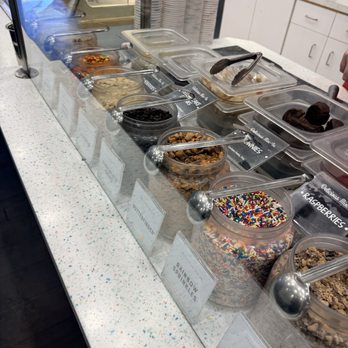 Marble Slab Creamery - Ice Cream & Frozen Yogurt Near Me - Murfreesboro, Tennessee
