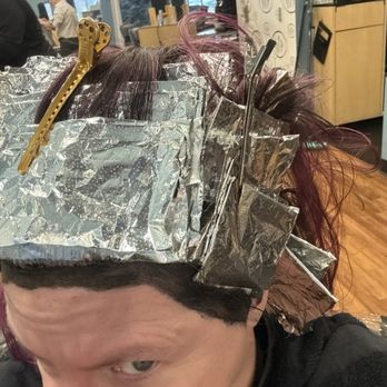 HIP Salon - Hair Salons Near Me - Schaumburg, Illinois