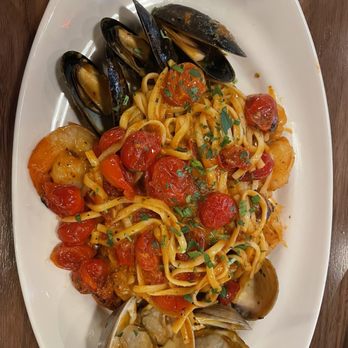 Il Fornaio - Linguini Mare Chiaro - Italian Near Me - Mountain View, California