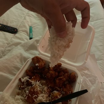 Panda Express - I should not be able to pick up my rice like this - Chinese Near Me - Brighton, Michigan