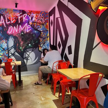 Dave's Hot Chicken - Vibrant spot - Chicken Shop Near Me - Houston, Texas Dave's Hot Chicken - Vibrant spot - Chicken Shop Near Me - Houston, Texas