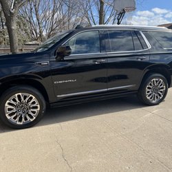 EXL Auto Detailing - 2023 Yukon Denali ceramic coated with Gtechniq Crystal Serum Light