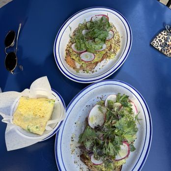 B-Side Foods - Avocado toast - Breakfast & Brunch Near Me - Seattle, Washington B-Side Foods - Avocado toast - Breakfast & Brunch Near Me - Seattle, Washington