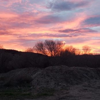 Vail Lake Resort - Sunrise view - Campgrounds Near Me - Temecula, California