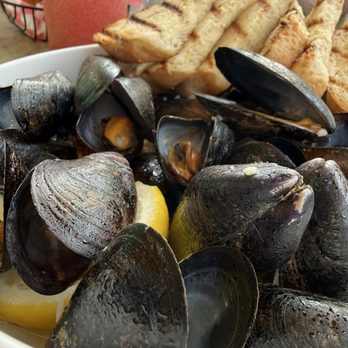 Twisted Fisherman - Prince Edward Island mussels - Seafood Near Me - Milwaukee, Wisconsin Twisted Fisherman - Prince Edward Island mussels - Seafood Near Me - Milwaukee, Wisconsin