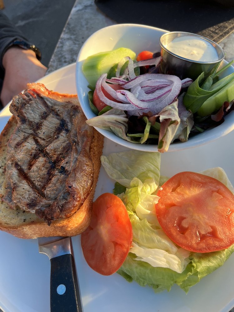 LIGHTHOUSE OYSTER BAR & GRILL 823 Photos & 941 Reviews 262 Harbor