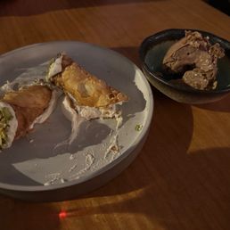 Cannoli and dark chocolate ice cream if one wasn't enough. Cannoli and dark chocolate ice cream if one wasn't enough.