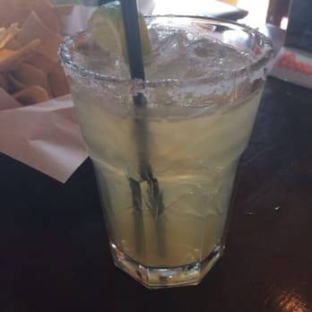 Roberto's Cafe - Happy hour Rita. Yum! - Mexican Near Me - Mammoth Lakes, California Roberto's Cafe - Happy hour Rita. Yum! - Mexican Near Me - Mammoth Lakes, California