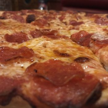 Pizza Show - Pizza Near Me - Hawthorne, California Pizza Show - Pizza Near Me - Hawthorne, California