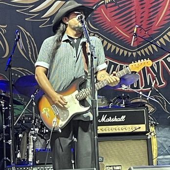 Vina Robles Amphitheatre - Los Lonely Boys - Music Venues Near Me - Paso Robles, California Vina Robles Amphitheatre - Los Lonely Boys - Music Venues Near Me - Paso Robles, California