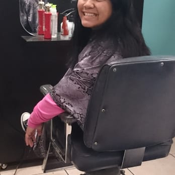 Efren Valle salon - About to get my hair cut!! - Hair Salons Near Me - San Antonio, Texas Efren Valle salon - About to get my hair cut!! - Hair Salons Near Me - San Antonio, Texas