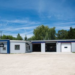 Rick's Parkside Auto Center