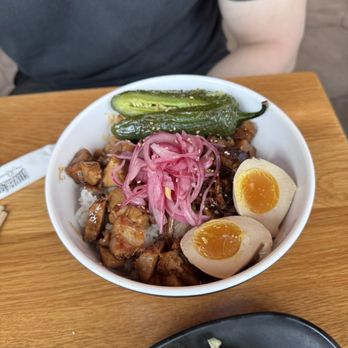 Silverlake Ramen - Pork Bowl - Ramen Near Me - San Diego, California Silverlake Ramen - Pork Bowl - Ramen Near Me - San Diego, California