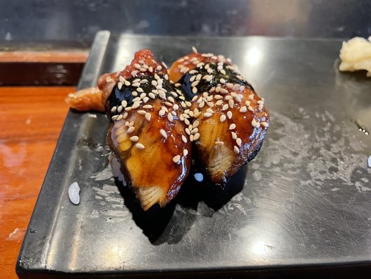 Hide Sushi by null