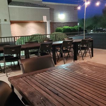 Tacos Calafia Ahwatukee - Outdoor patio sitting area - Mexican Near Me - Phoenix, Arizona Tacos Calafia Ahwatukee - Outdoor patio sitting area - Mexican Near Me - Phoenix, Arizona