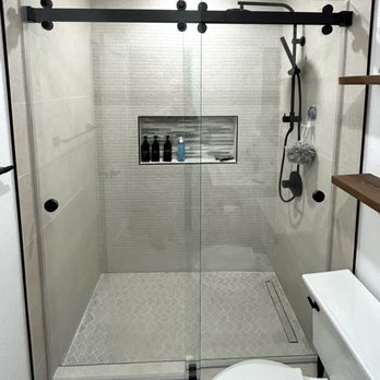 Bay Glass & Showers - Glass & Mirrors Near Me - Campbell, California Bay Glass & Showers - Glass & Mirrors Near Me - Campbell, California