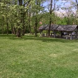 Crestmont Park - shelter