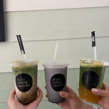 Daily Whisk Matcha - Hapa latte (hojicha and matcha), black sesame latte and matcha passion fruit soda - Cafes Near Me - Honolulu, Hawaii