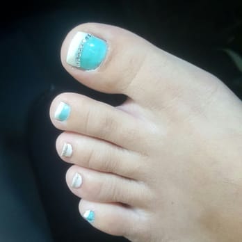 V and B Nails - I think my 4 year old could do better - Nail Salons Near Me - Prescott, Arizona