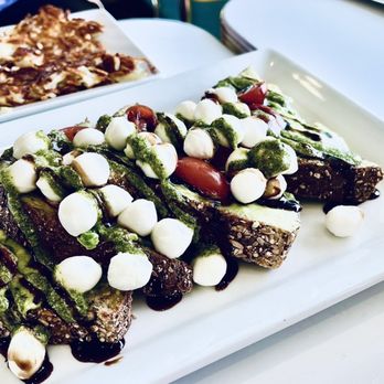 Over Easy - Southern Ave - Avocado Caprese Toast - American Near Me - Mesa, Arizona Over Easy - Southern Ave - Avocado Caprese Toast - American Near Me - Mesa, Arizona