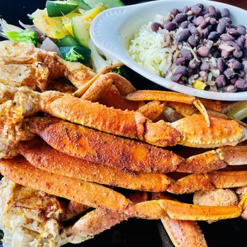 Pompano Joe's - Grilled Snow Crab Legs - Seafood Near Me - Destin, Florida