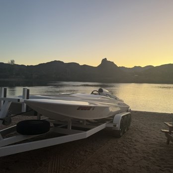Echo Lodge Resort - Beautiful night on the water - Hotels Near Me - Parker Dam, California Echo Lodge Resort - Beautiful night on the water - Hotels Near Me - Parker Dam, California