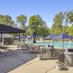 Minisink Swim & Racquet Club