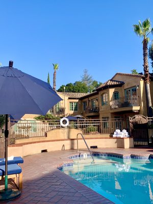 Hotel Los Gatos by null