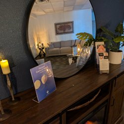 Cedar & Magnolia Day Spa - Relaxation Room